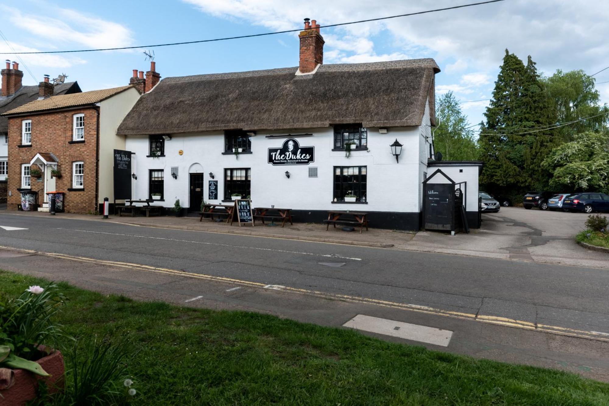 The Dukes Hotel Leighton Buzzard Exterior foto