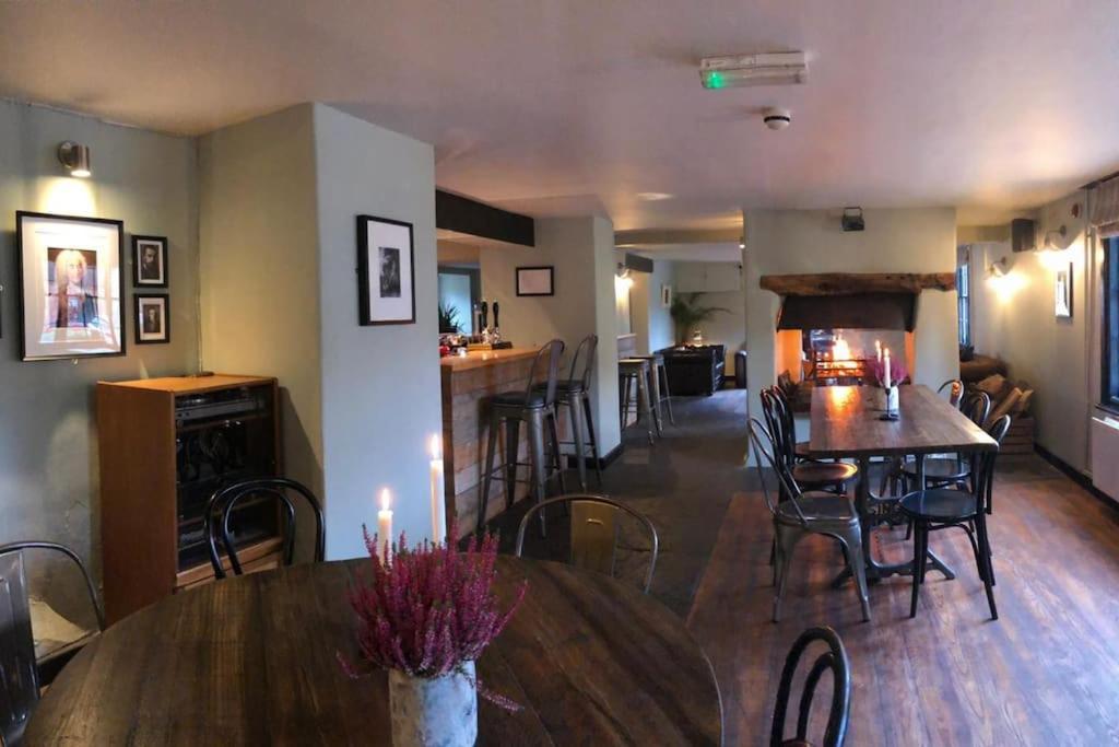 The Dukes Hotel Leighton Buzzard Exterior foto