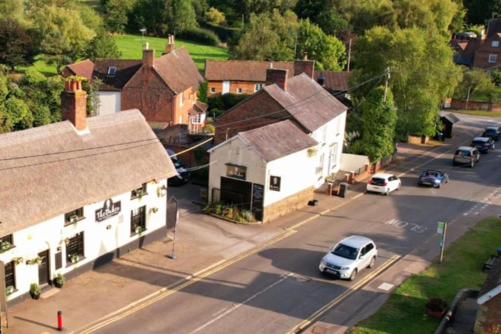 The Dukes Hotel Leighton Buzzard Exterior foto